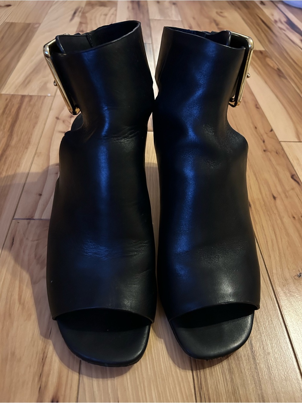 Sigerson Morrison Black Leather Open Toe Wedge w Ankle Wrap and Gold Buckle 9 - Picture 2 of 8